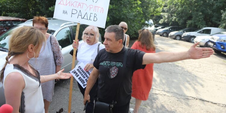 Борисов пристигна за разпита в “Национална полиция” (Снимки)