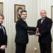 Румен Радев връчи първи мандат за съставяне на правителство.