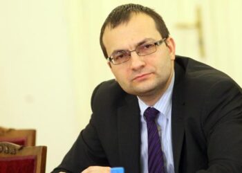 По-реалистично е да приемем еврото до 2028 г., лихвите ще паднат