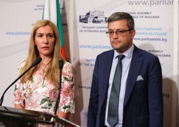 ГЕРБ: Привиквали на разпити шефове на училища и градини