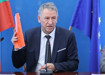 Д-р Стойчо Кацаров