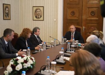 Представителите на ИТН започнаха консултациите с президента