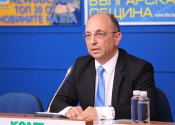 Николай Василев