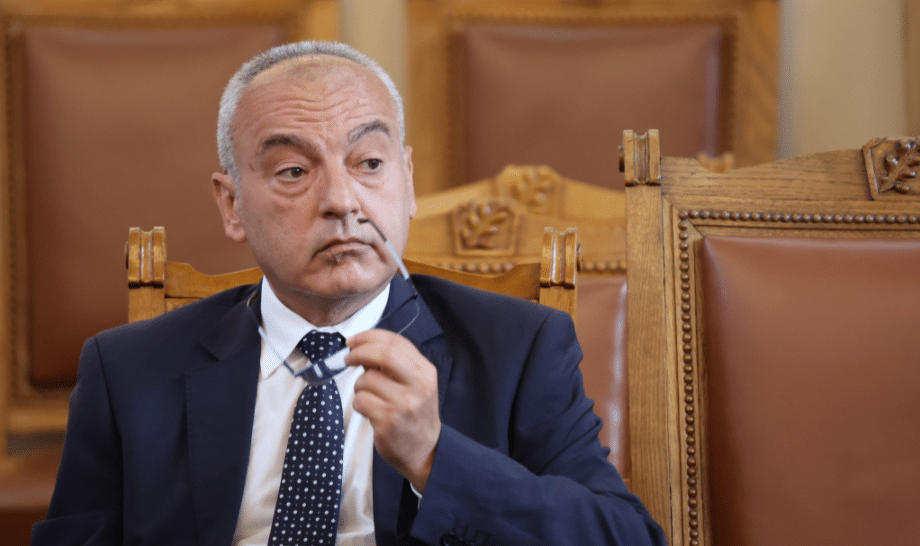 Гълъб Донев