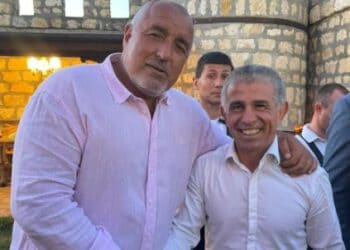 Борисов се срещна със симпатизанти в Разград