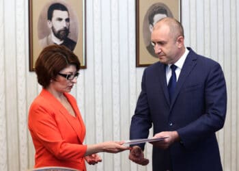 Атанасова каза позицията на ГЕРБ.