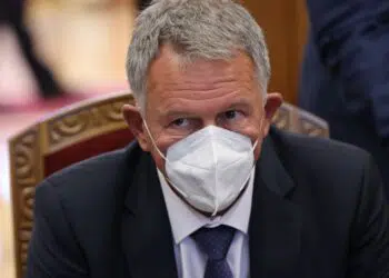 Министър Кацаров: До 10 дни влизаме в оранжева зона, планирали сме всички мерки