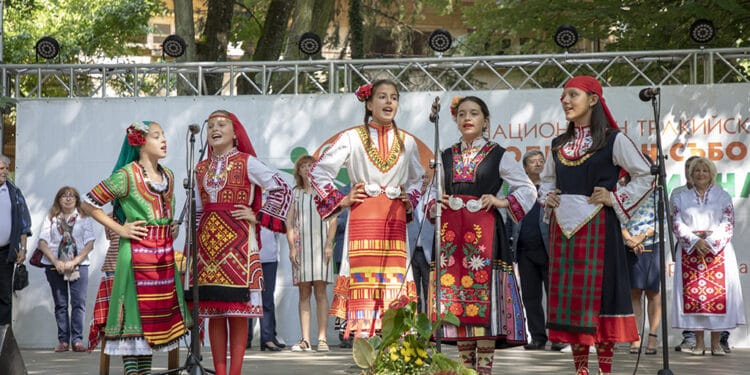 Наградата на кмета на Стара Загора отиде на школа за народно пеене
