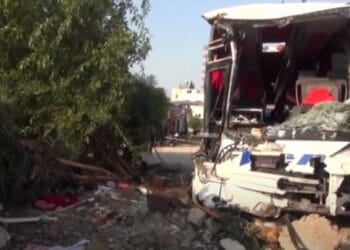 Автобус се преобърна в Турция, над 30 души са ранени (Видео)