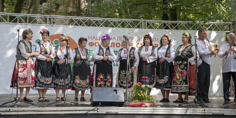 Наградата на кмета на Стара Загора отиде на школа за народно пеене