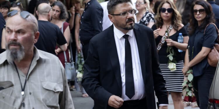 Стотици се сбогуваха с Радосвет Радев (Снимки)