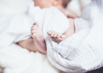 Два пъти повече деца с COVID-19, бебе на 17 дни е най-малкият пациент в Русе