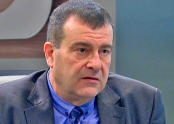 Д-р Петров: В червената зона драстично затягаме мерките в заведенията
