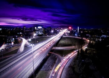 5G ULTRA е с над 250 Mbps по-бърза медианна скорост от останалите 5G мрежи