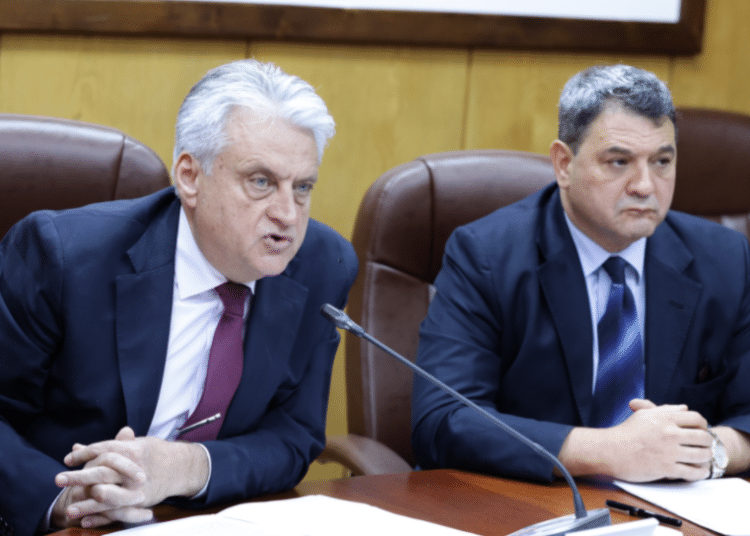 Овладяването на пожарите е първият приоритет на МВР 1 Бойко Рашков представи Петър Тодоров като нов главен секретар на МВР