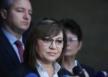 Нинова: В петък трябва да дойдем с премиер