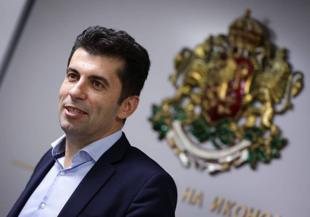 кирил петков