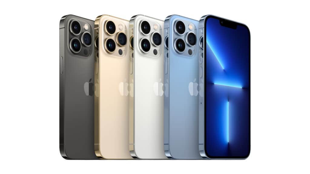 Доставките на iPhone 13 ще започнат на 8 октомври.