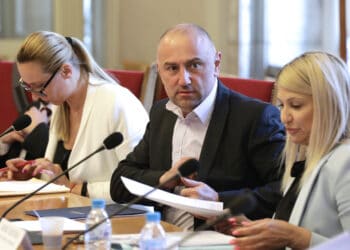 За да не се взриви бюджетът: Увеличението на пенсиите се отлага до Коледа