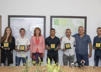 Отличиха старозагорски ученици за завоювани медали по ММА