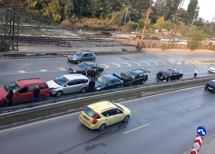 Верижна катастрофа с 6 коли в София 1 242388298 921357785390374 2778402538399880856 n