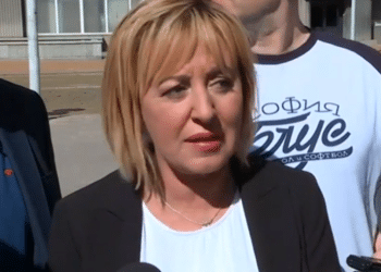 Манолова поиска оставката на енергийния министър