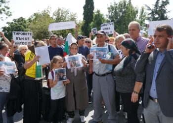 В Айтос имаше няколко протеста.