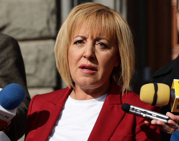 манолова