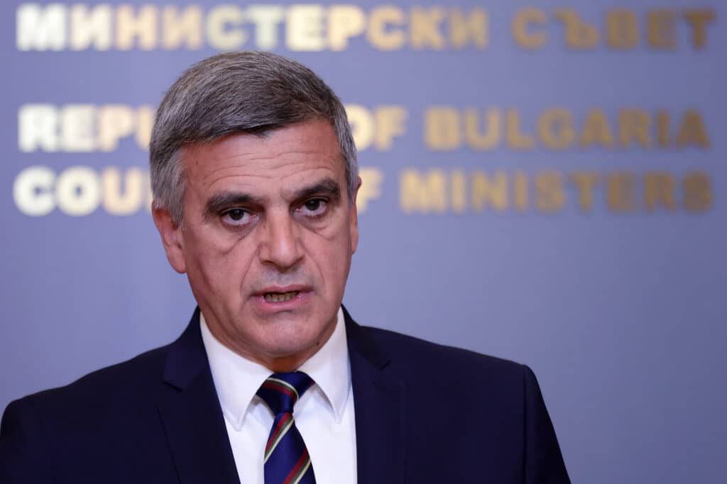 стефан янев