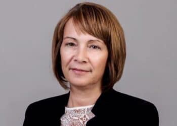 Кметът на Казанлък Галина Стоянова празнува рожден ден! Честито!