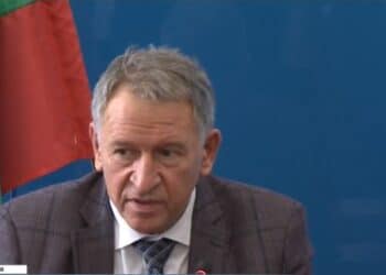 Кацаров успокоява: Правят се неверни изводи за COVID-19