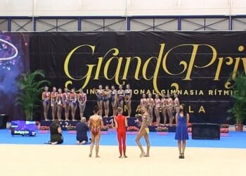 Злато за ансамбъла ни по художествена гимнастика след рекордна оценка в Испания