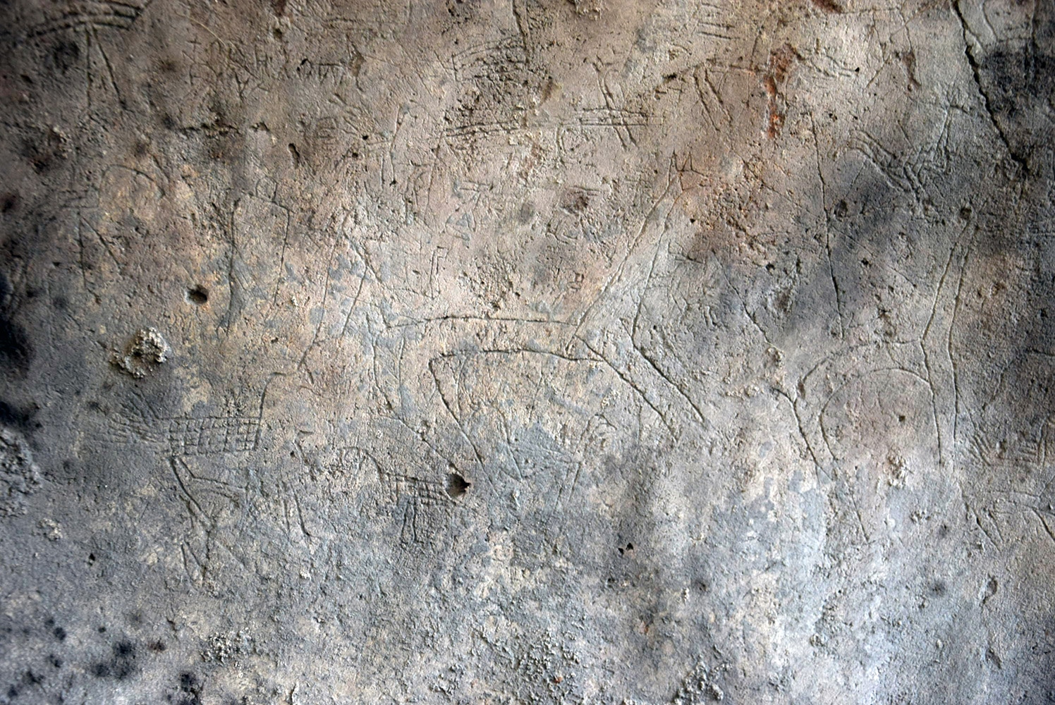 Rusokastro risunki grafiti 1