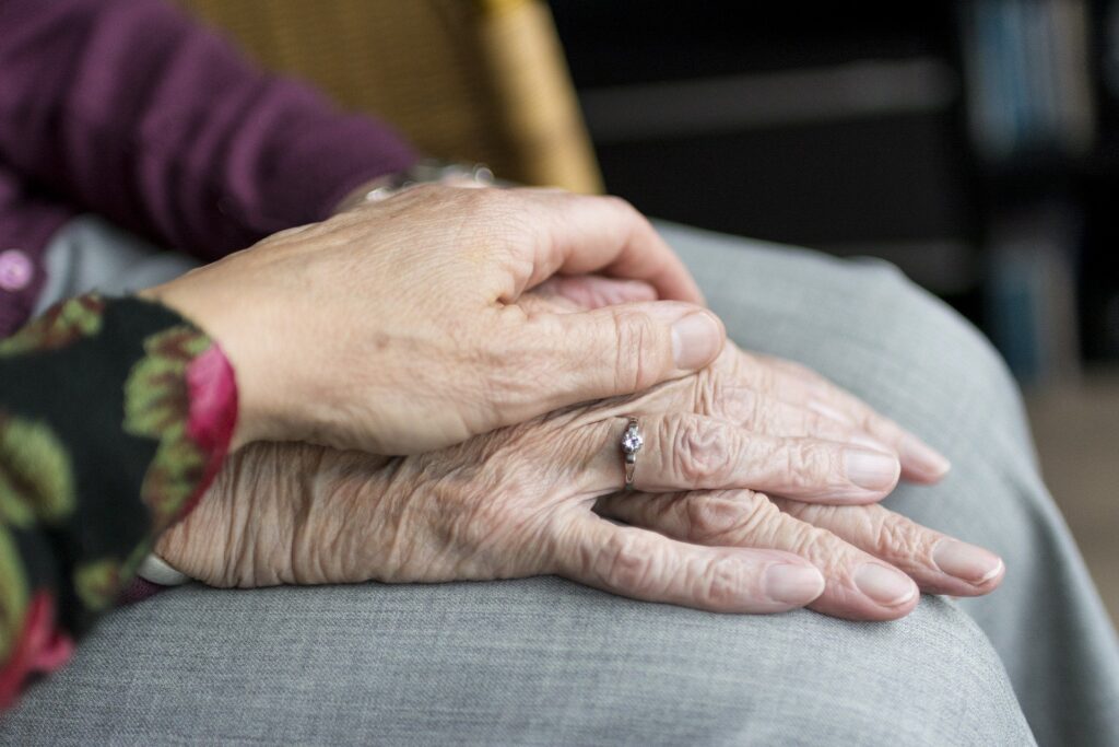 hands g5545007f0 1920