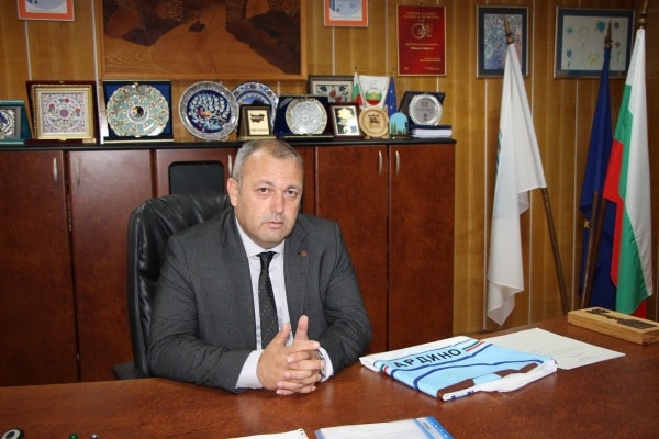 Инж. Изет Шабан