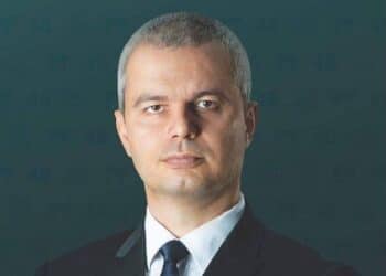 Костадин Костадинов: Ще премахнем ограничителните мерки и зеления сертификат