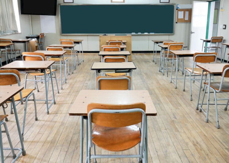 1/3 от малките ученици все още не учат присъствено 1 classroom