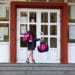 Връщат и големите ученици в клас, ако училищата платят за тестове