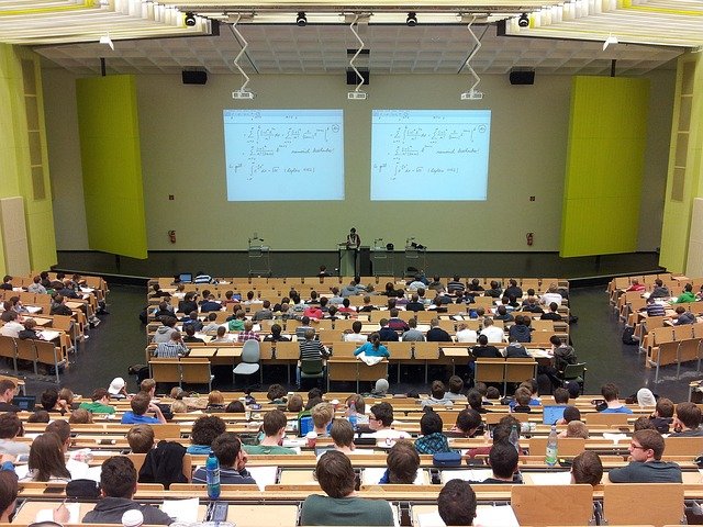 Дават още 15 млн.лв. на висшите училища 1 university g44e34280e 640