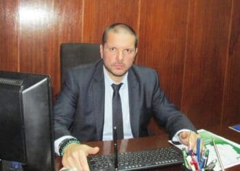 Васил Узунов