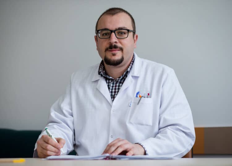 Тома Томов