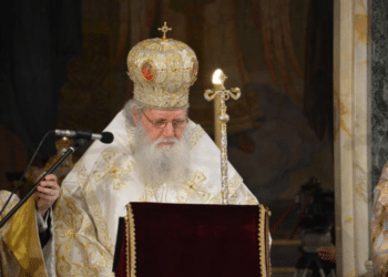 Патриарх Неофит: Денят на будителите е празник на неугасимия православен дух