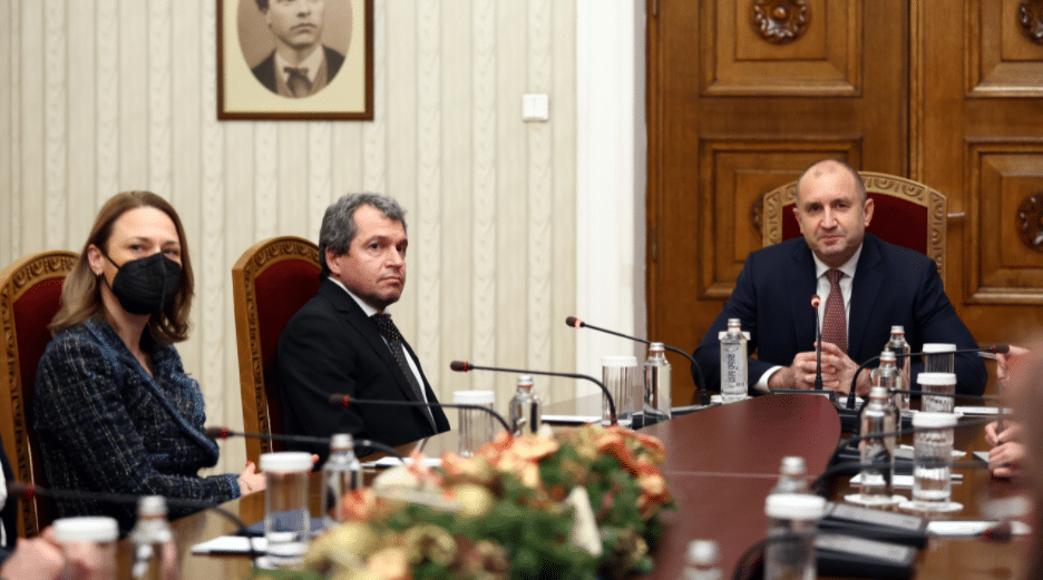 ИТН: Ще бъдем лоялни, ако и другите са такива към нас 1 Представители на ИТН се срещнаха с президента Радев