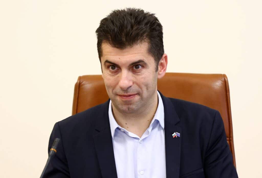 Кирил Петков