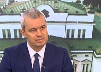 Костадин Костадинов: Ще поискаме референдум за зеления сертификат