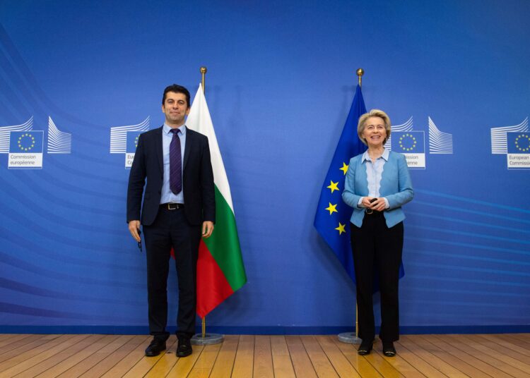 Kiril Petkov, Ursula von der Leyen