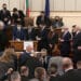 Парламентът прие оставките на двама депутати