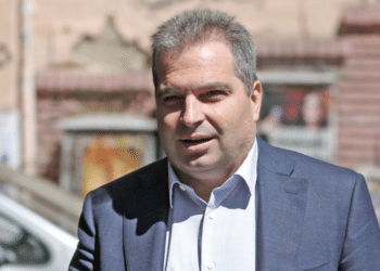 Гроздан Караджов