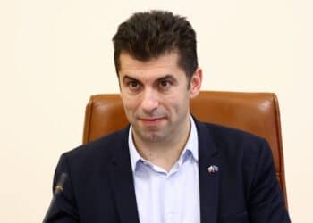 Кирил Петков