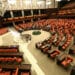 Бой между депутати прекъсна турския парламент (видео) 8 Бой между депутати прекъсна турския парламент (видео)